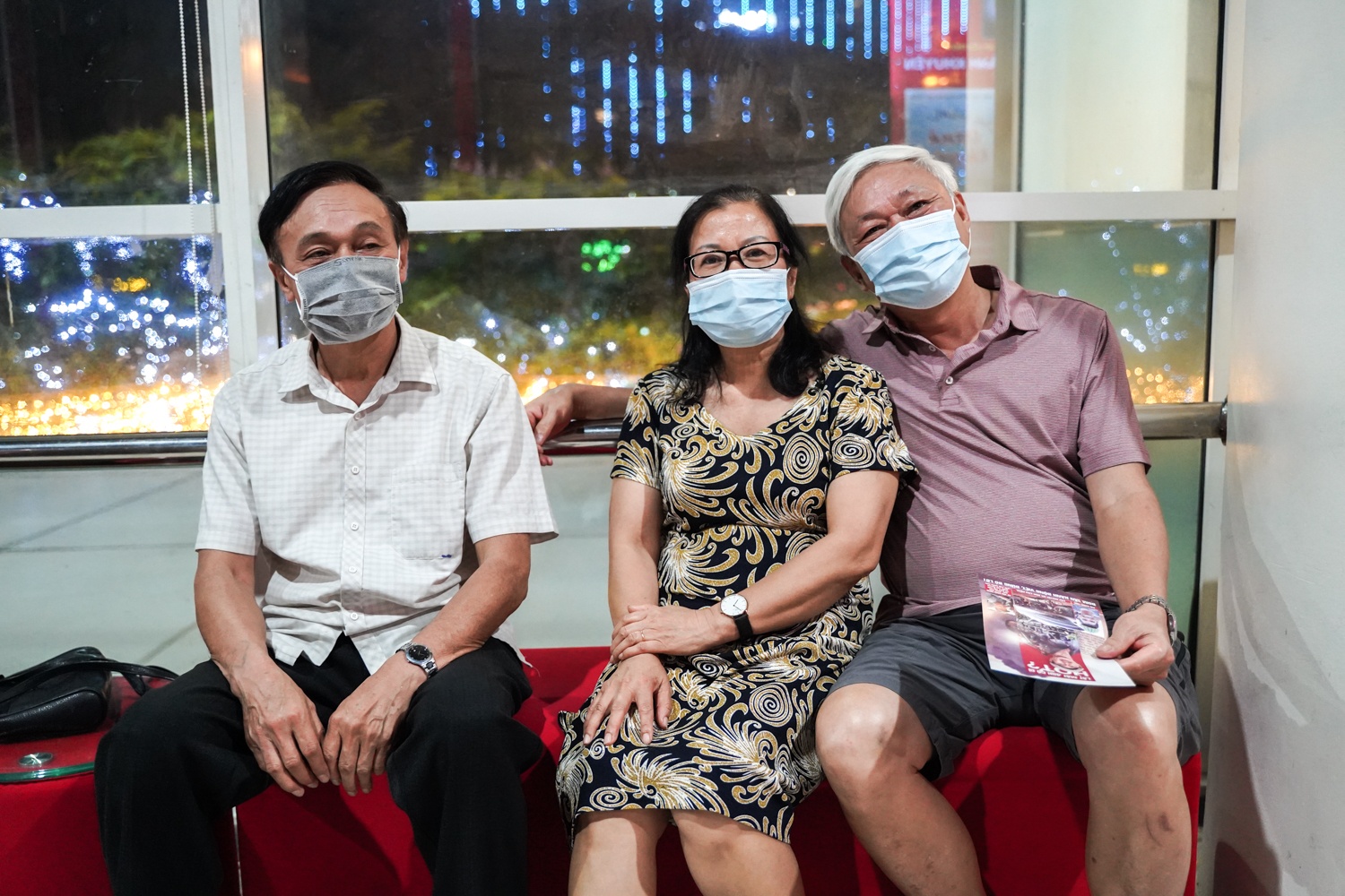 Rap phim dong duc dip nghi le anh 11