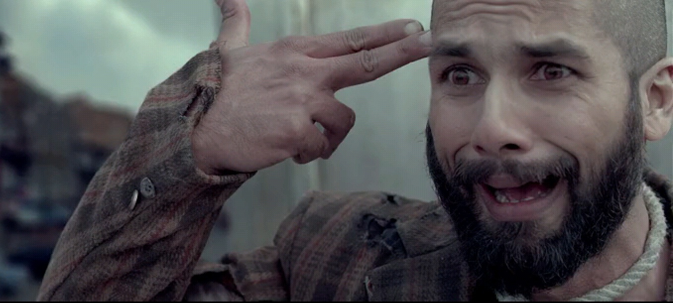 Vai dien khien dien vien bi duoi anh 3