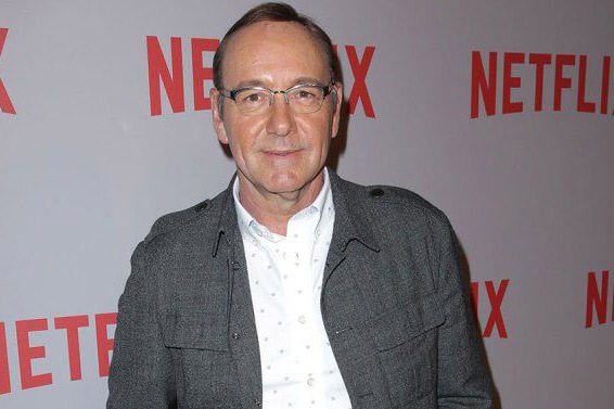 Kevin Spacey quay lai dong phim sau be boi hinh anh