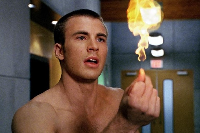 Tai tu nhieu lan thu vai sieu anh hung tren man anh hinh anh