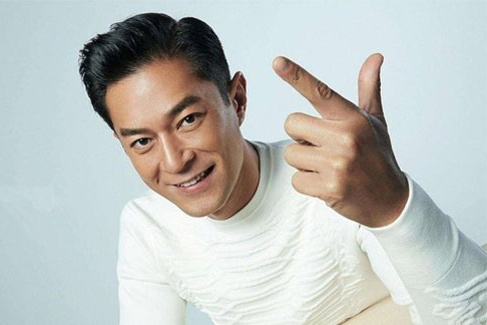 Co Thien Lac tan cong thi truong Kpop hinh anh