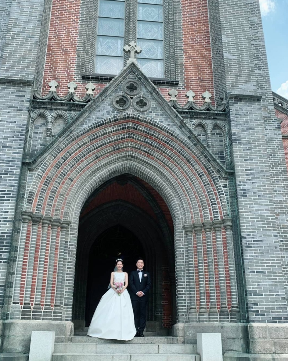 Lee Young Ah lam dam cuoi anh 1