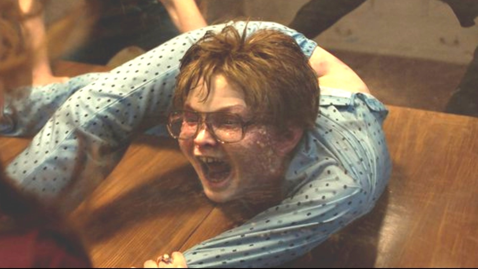 Phim gia re cuu Hollywood nhu the nao? hinh anh