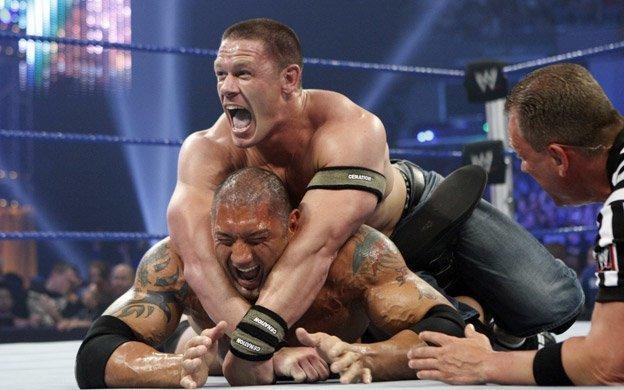 John Cena: 'Buon khi Dave Bautista khong muon hop tac' hinh anh