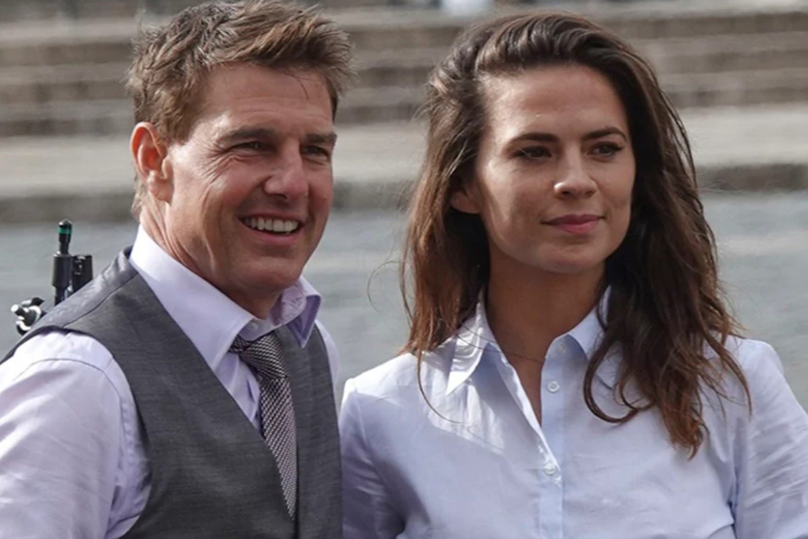 Phim cua Tom Cruise dong loat bi doi lich chieu hinh anh