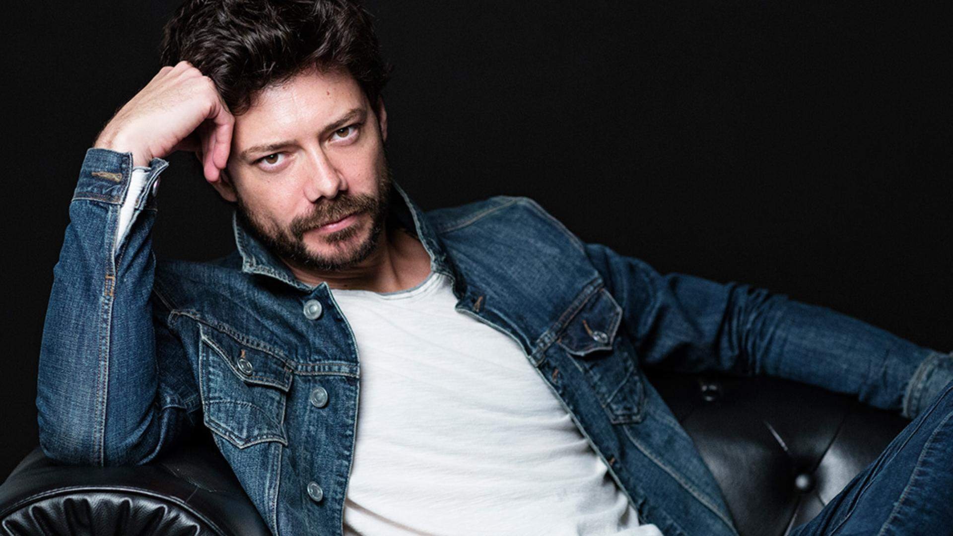 Álvaro Morte Money Heist ảnh 5 Alvaro Morte Money Heist anh 5