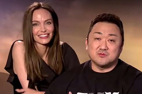 Su an y giua Ma Dong Seok va Angelina Jolie hinh anh