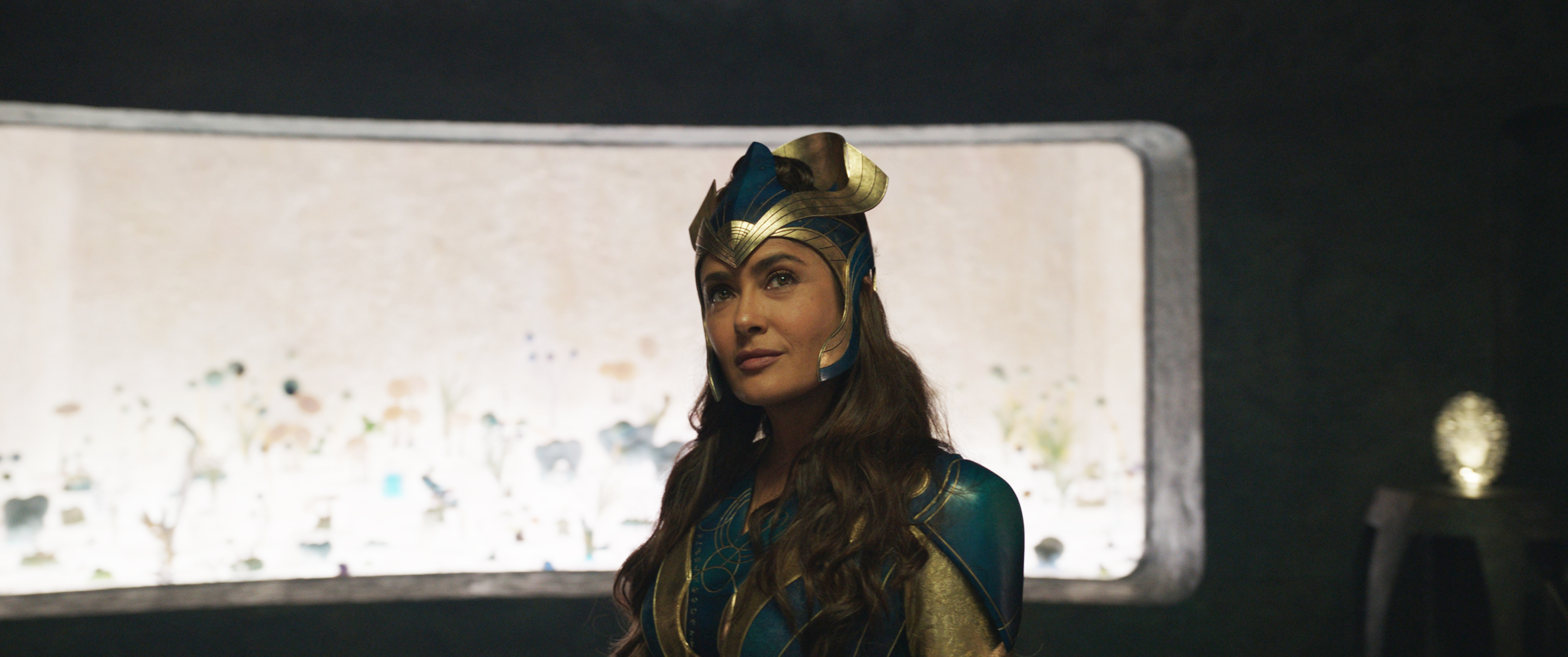 review Eternals anh 8