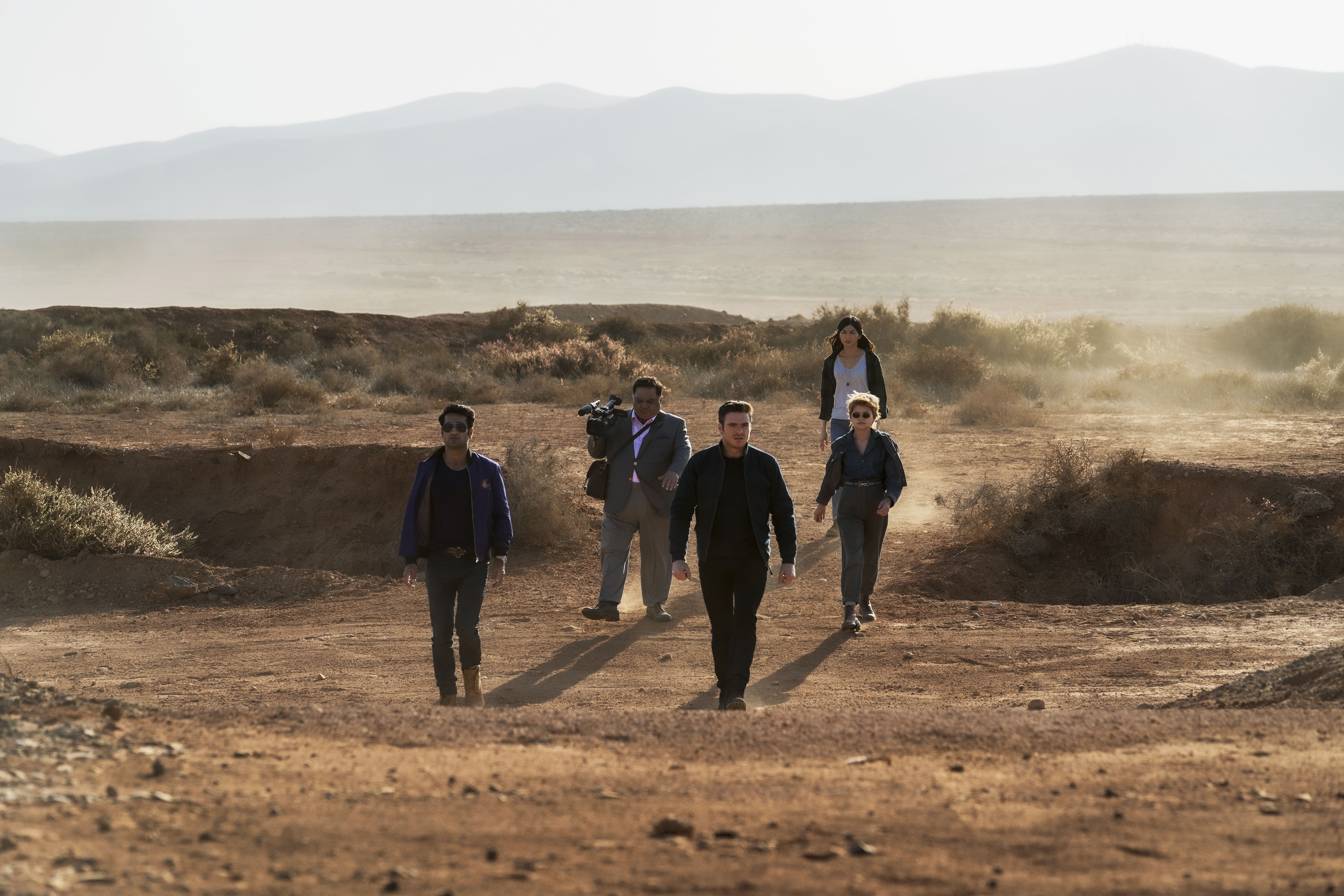 review Eternals anh 14