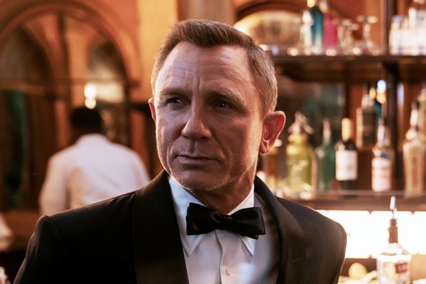 Daniel Craig duoc trao huan chuong sau ‘No Time to Die’ hinh anh