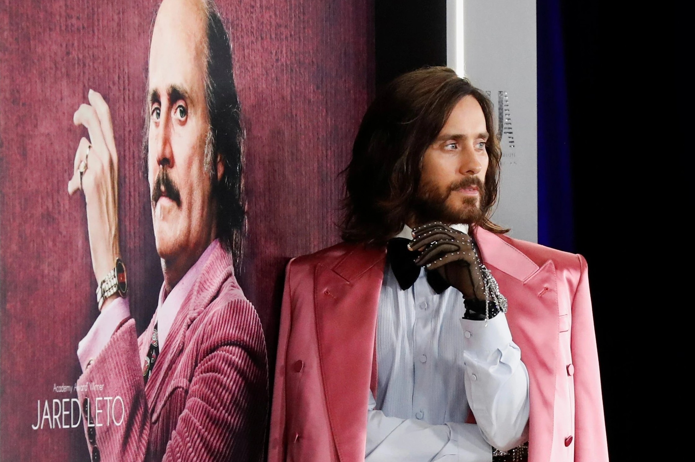 Dang sau lop hoa trang ton 3,5 tieng cua Jared Leto hinh anh