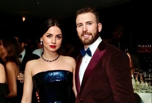 Ana de Armas thay Scarlett Johansson dong phim cung Chris Evans hinh anh