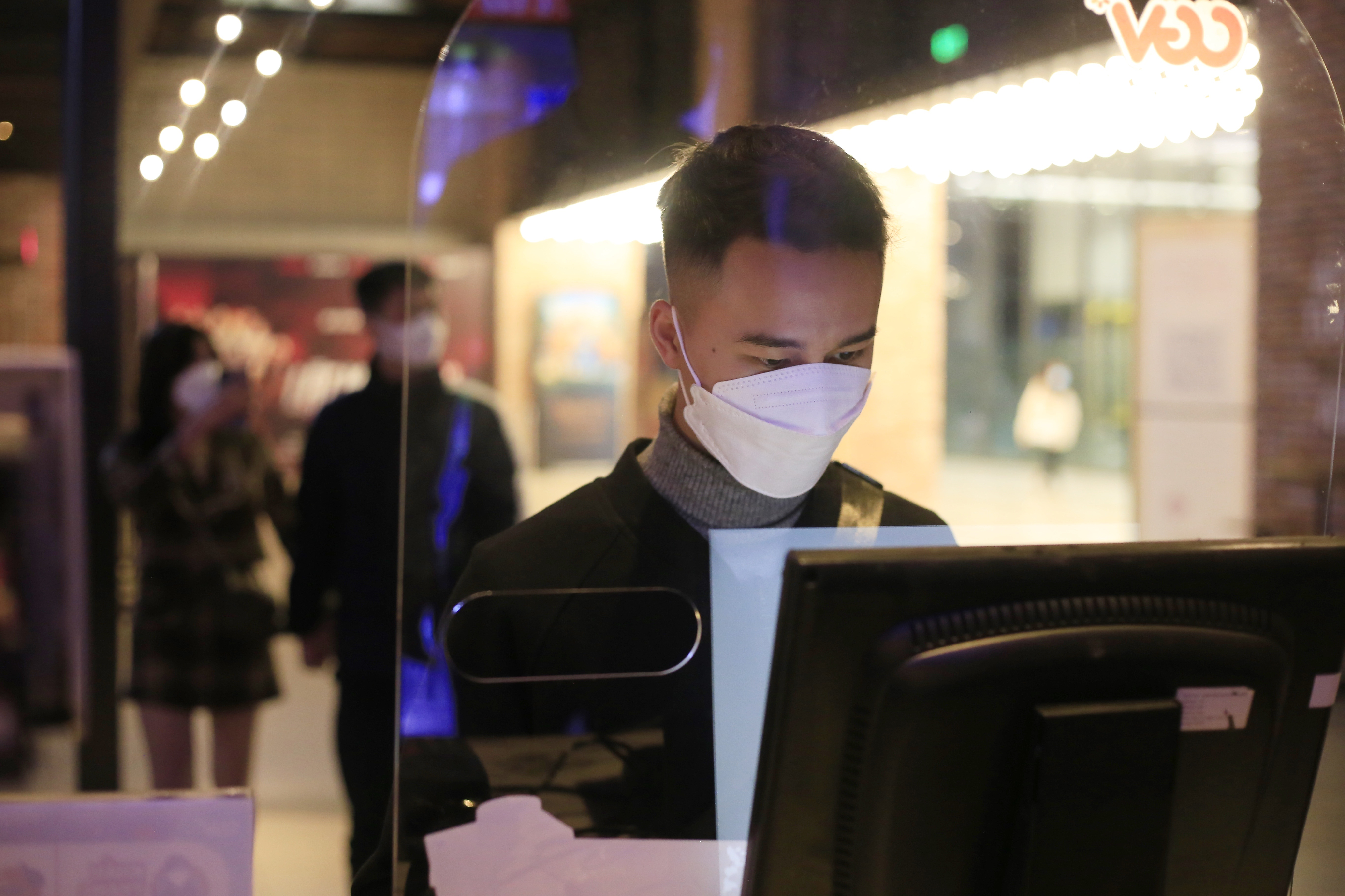 rap Ha Noi mo cua tro lai anh 10