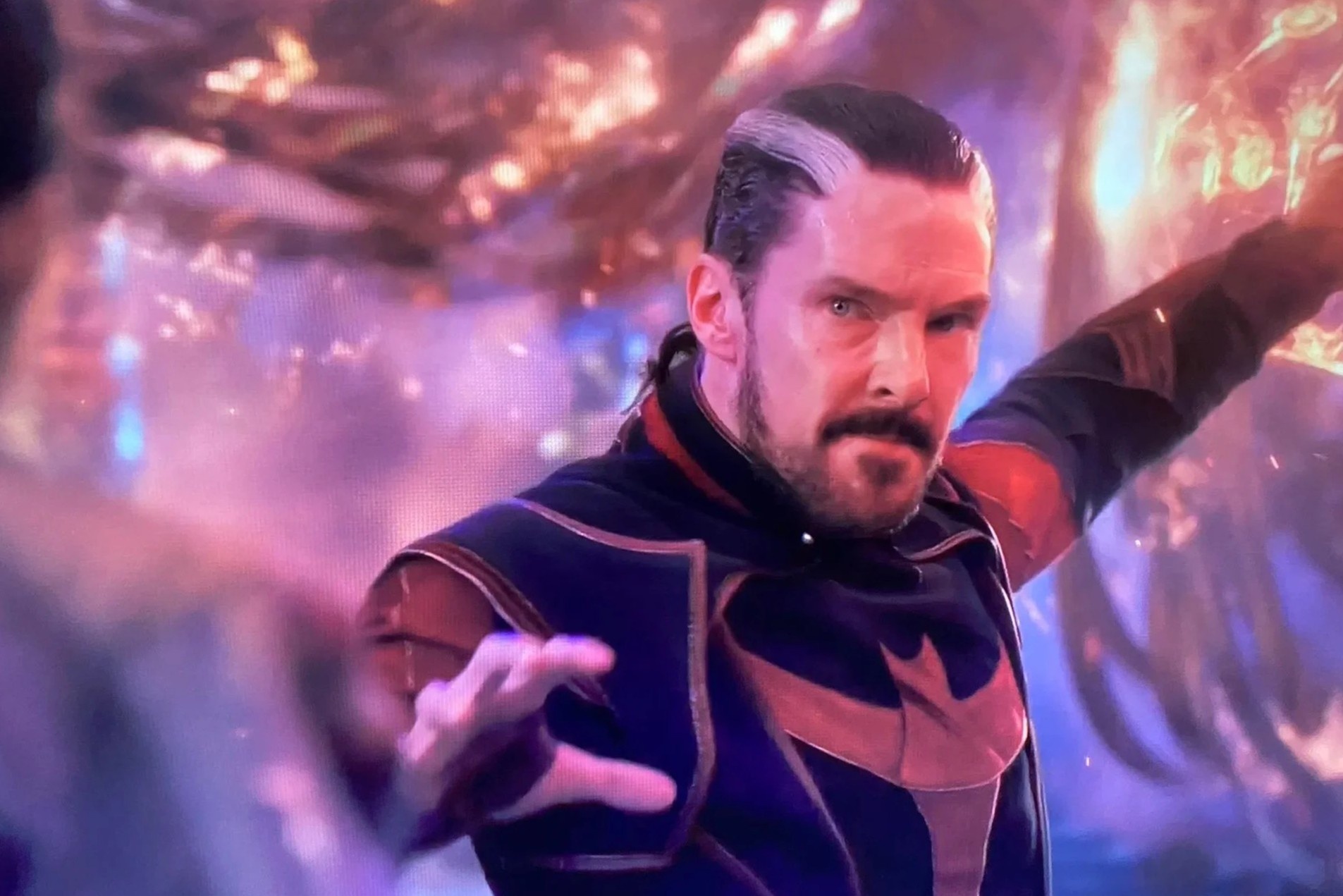 Doctor Strange bi bat va nhung he lo moi ve bom tan cua Marvel hinh anh