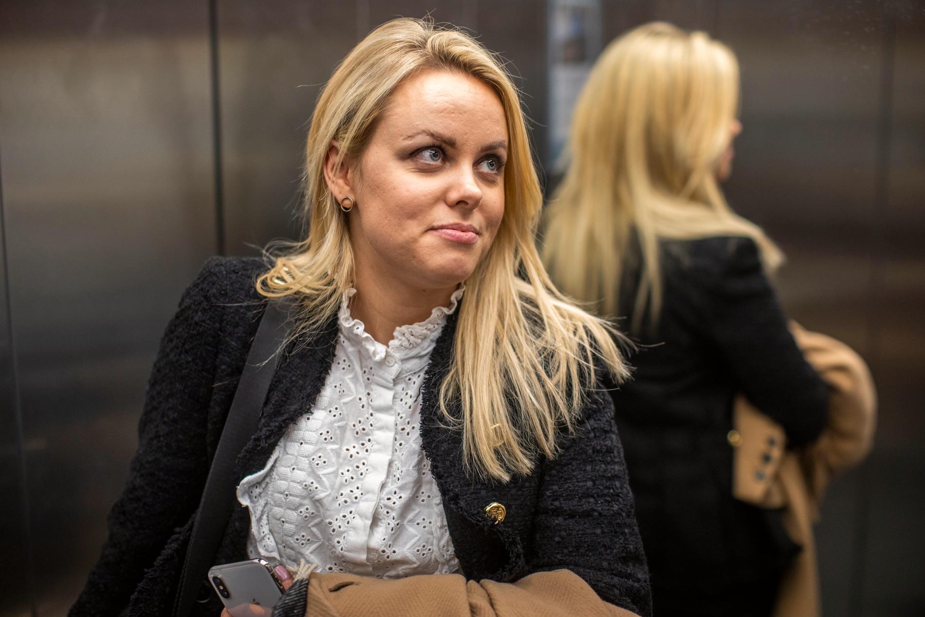 Tinder Swindler anh 4