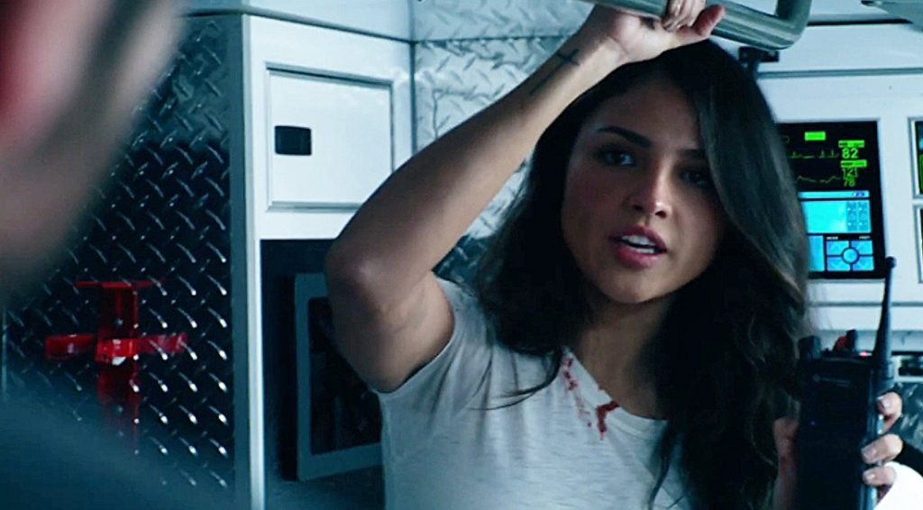 review Ambulance anh 6