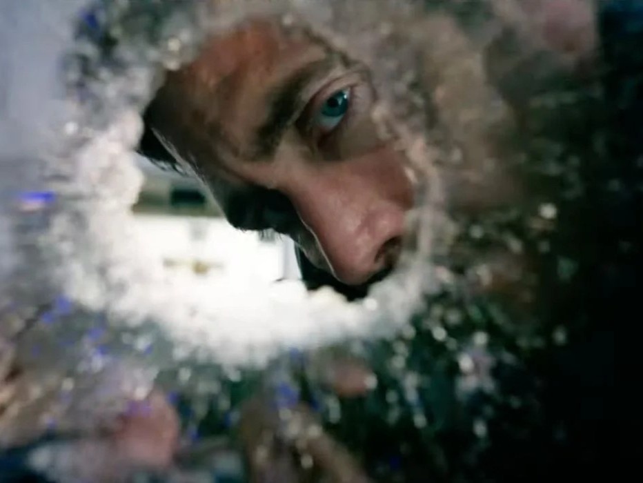 review Ambulance anh 1