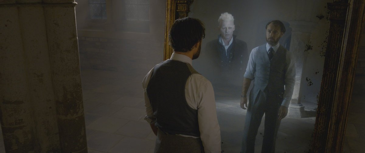 Fantastic Beasts: The Secrets of Dumbledore anh 2
