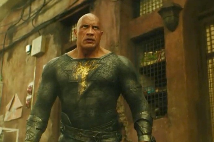 Ly do ‘Black Adam’ cua The Rock cham ra rap hinh anh