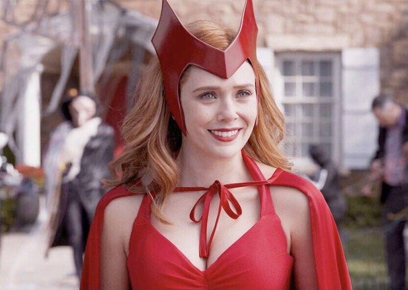 Elizabeth Olsen: 'Cac sieu anh hung da xem thuong Scarlet Witch' hinh anh