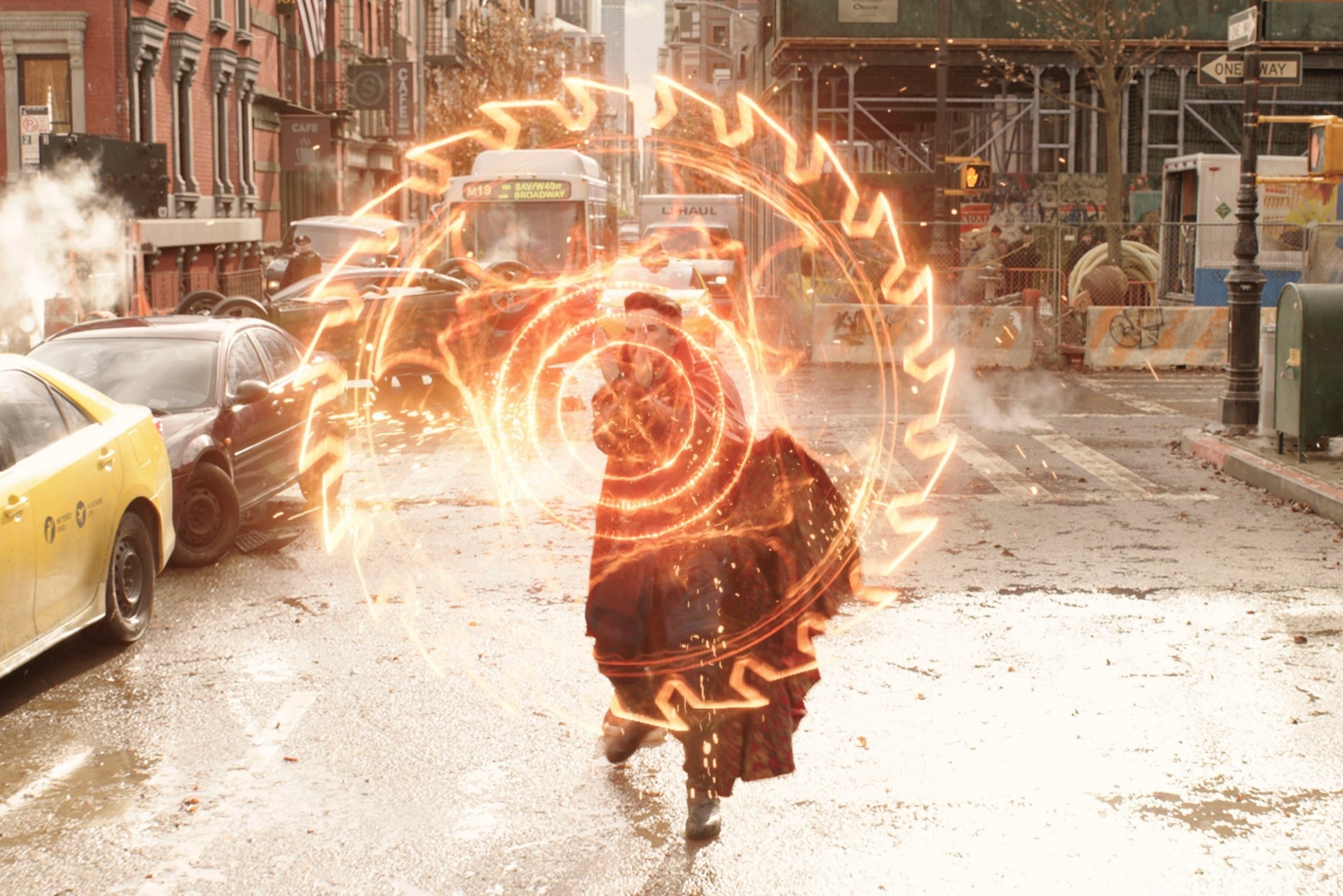 ‘Doctor Strange in the Multiverse of Madness’ thu 122 trieu USD hinh anh