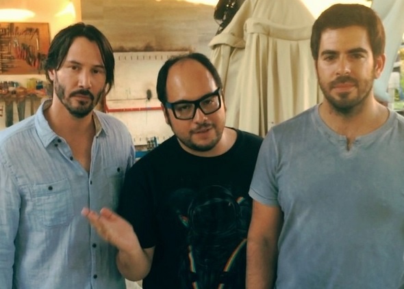Dao dien phim cua Keanu Reeves bi tuyen 5 nam tu vi lam dung tinh duc hinh anh