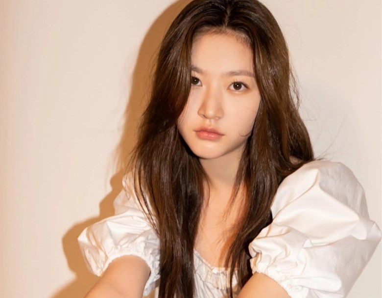 Su nghiep 13 nam cua Kim Sae Ron bi de doa sau vu gay tai nan hinh anh