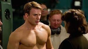 Chris Evans chan vao vai anh hung hinh anh