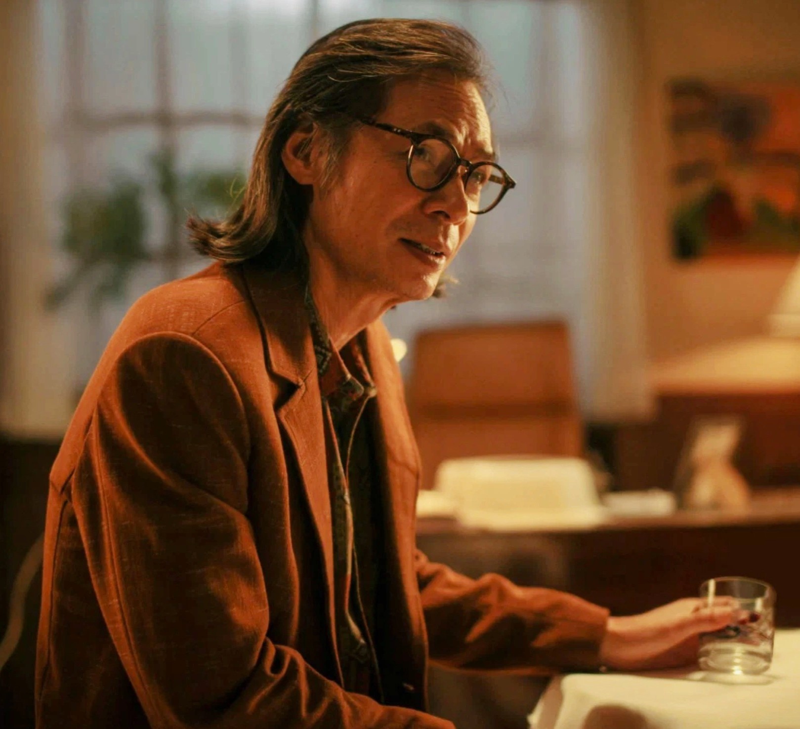 review Em va Trinh anh 1