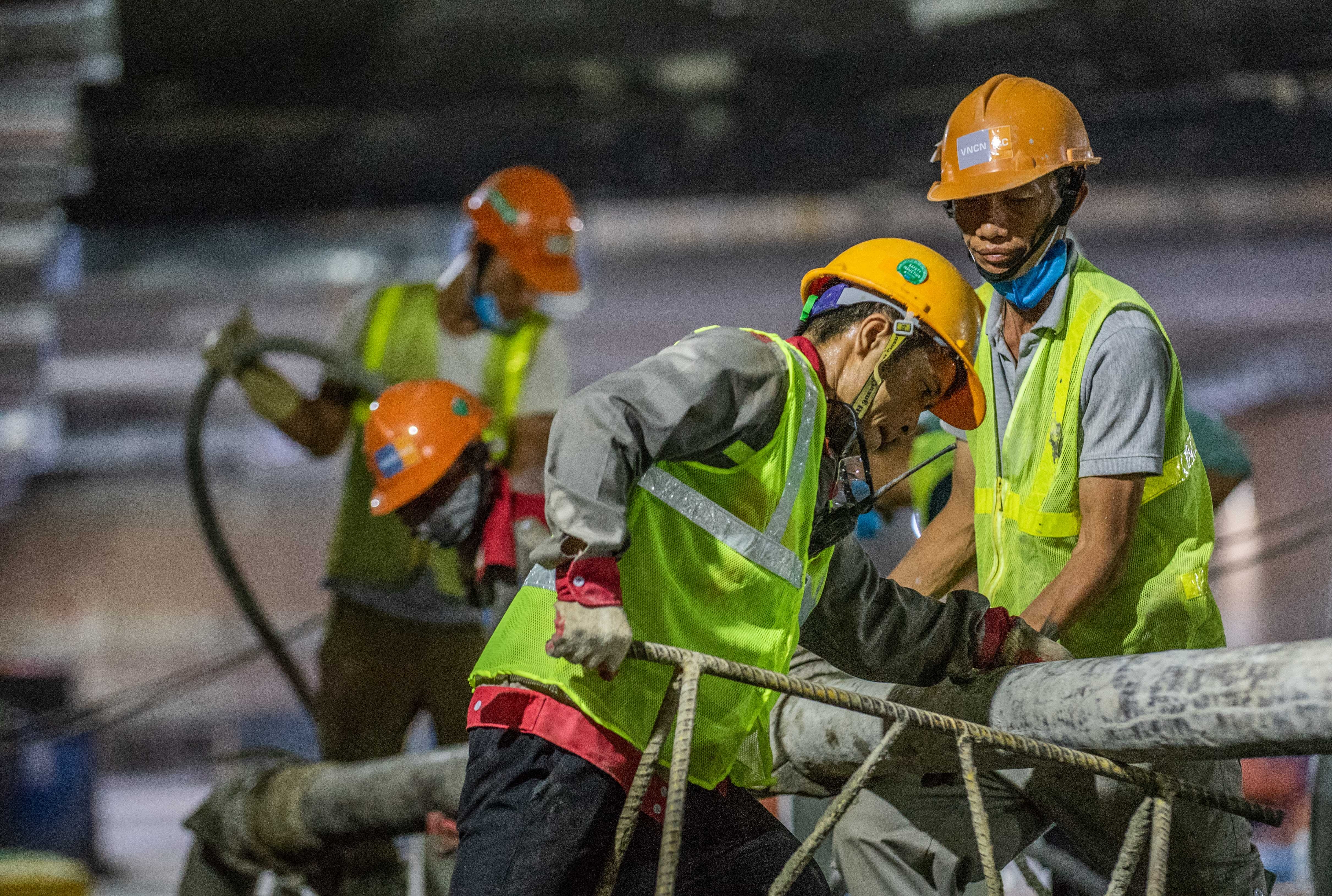 ga ngam metro Nhon - Ga Ha Noi anh 9