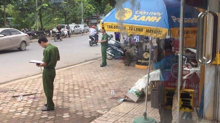 bác bảo vệ bị chém dã man ảnh 1 bac bao ve bi chem da man anh 1