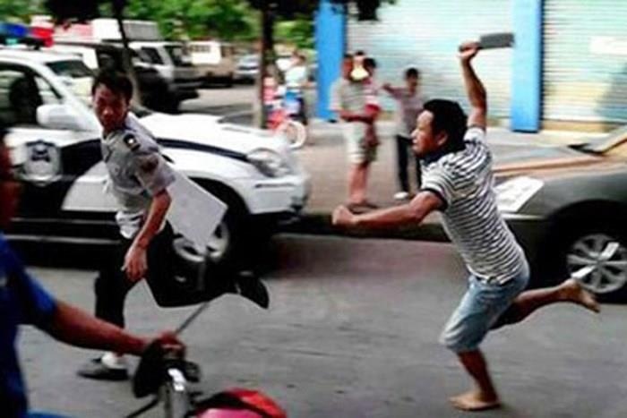 Tam giu nghi pham chem toi tap bao ve Dien may Xanh hinh anh