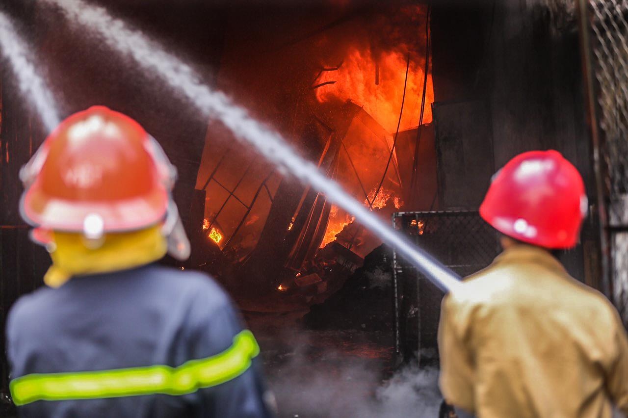 Chay lon sat Aeon Mall anh 4