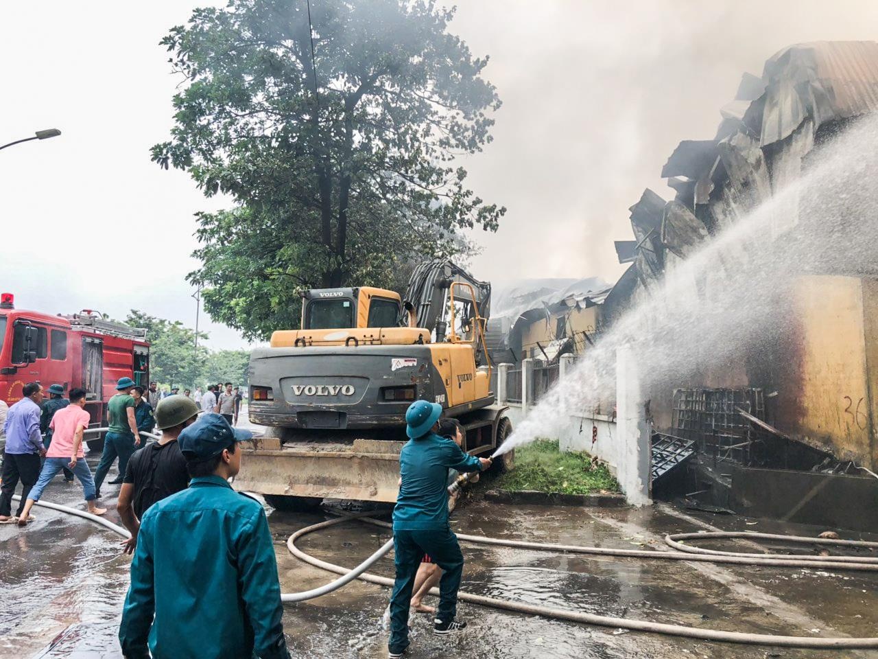 Chay lon sat Aeon Mall anh 6