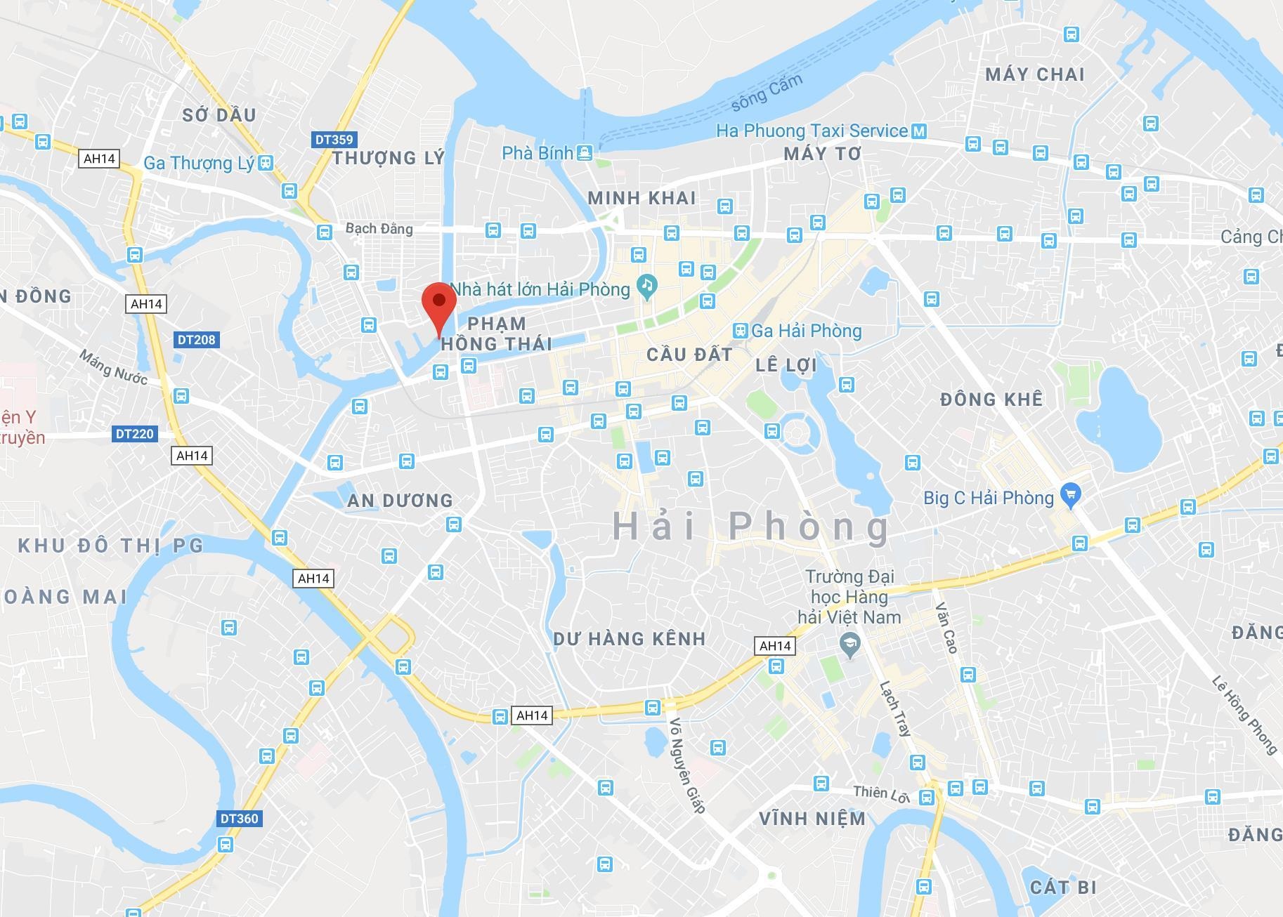 Bom 100 kg ở sông Tam Bạc ảnh 2 Bom 100 kg o song Tam Bac anh 2