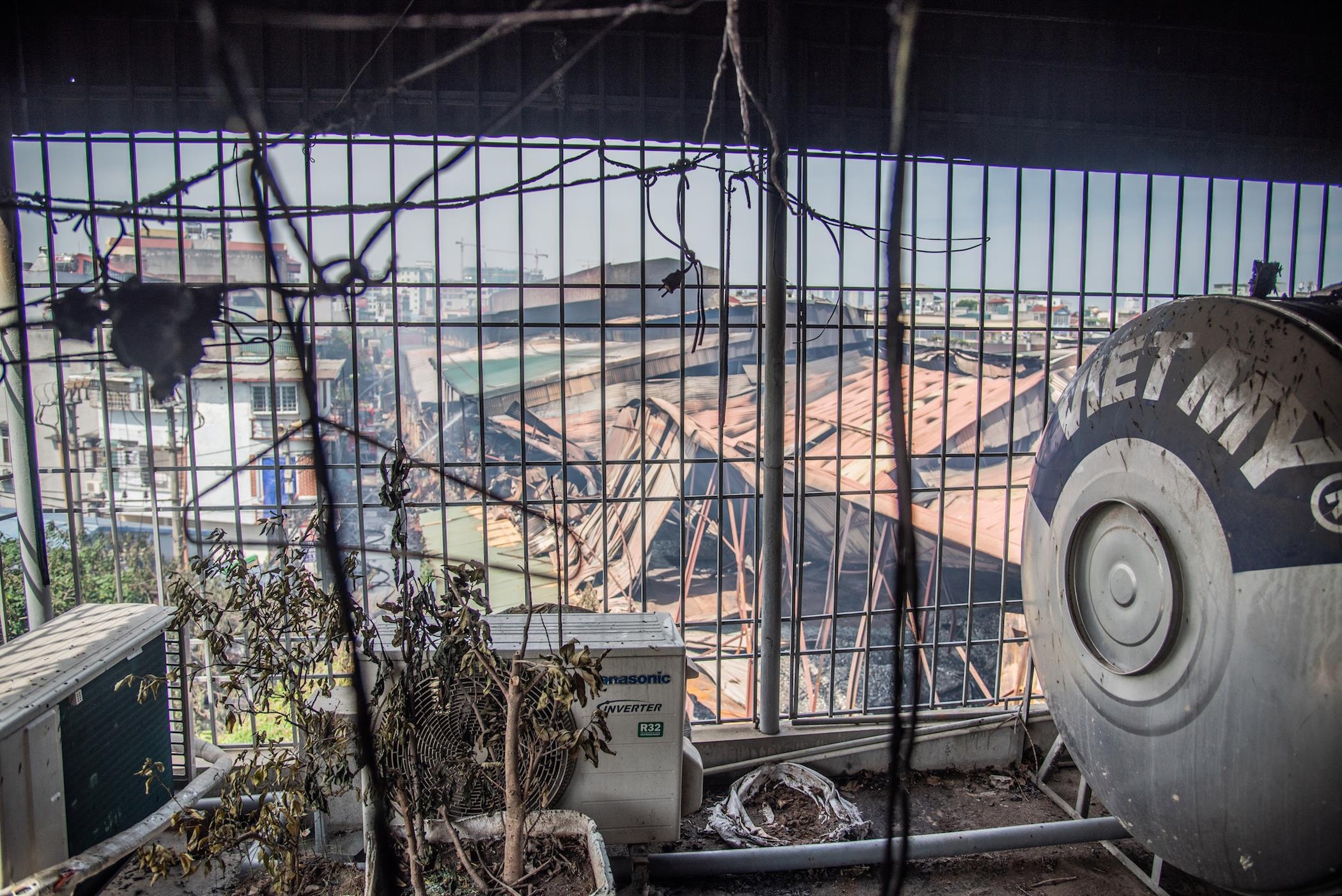 Hau qua vu chay cong ty Rang Dong anh 2