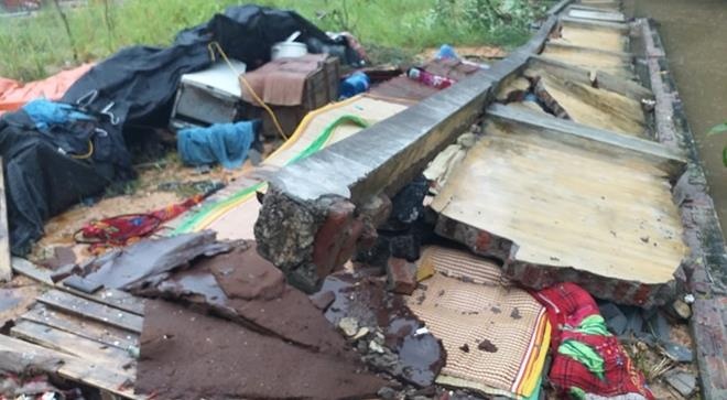 Tuong be tong do sap do mua lon, 3 nguoi tu vong hinh anh