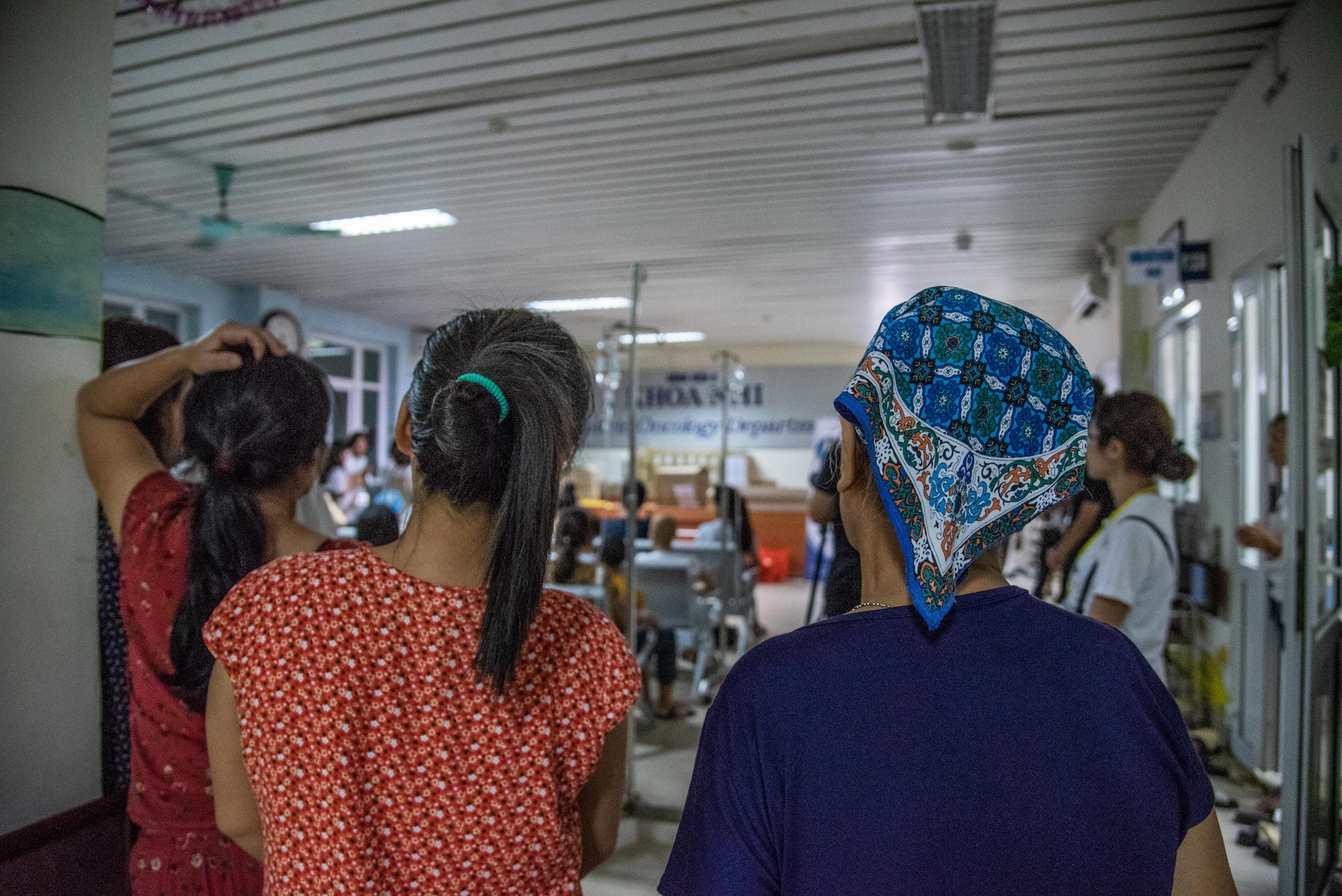 Dem du ca vi benh nhi vien K Tan Trieu anh 11