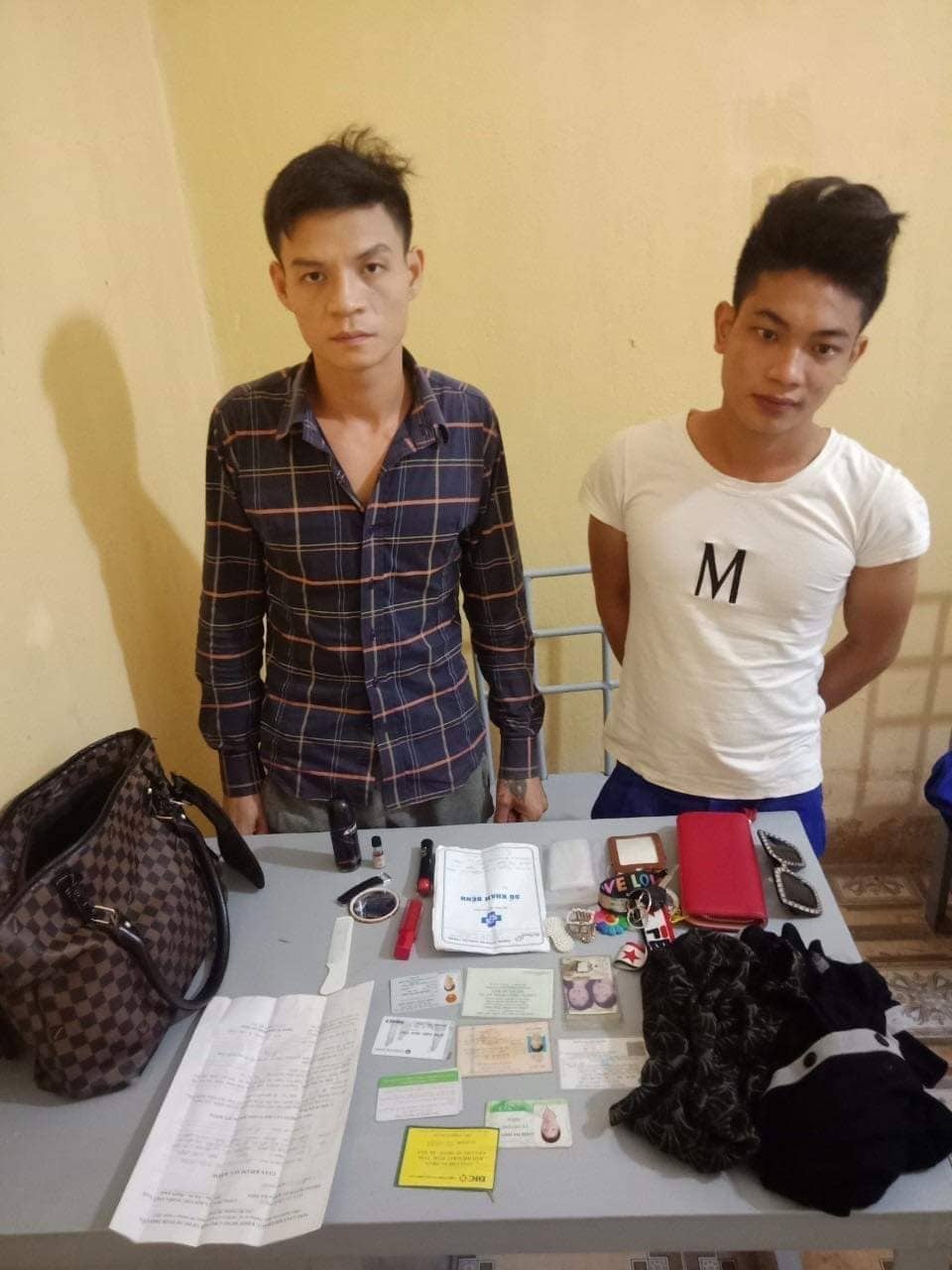 Con nghiện cướp tài sản để mua ma tuý ảnh 1 Con nghien cuop tai san de mua ma tuy anh 1