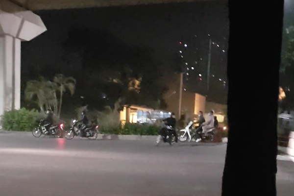 Hỗn chiến ở Hà Nội ảnh 1 Hon chien o Ha Noi anh 1