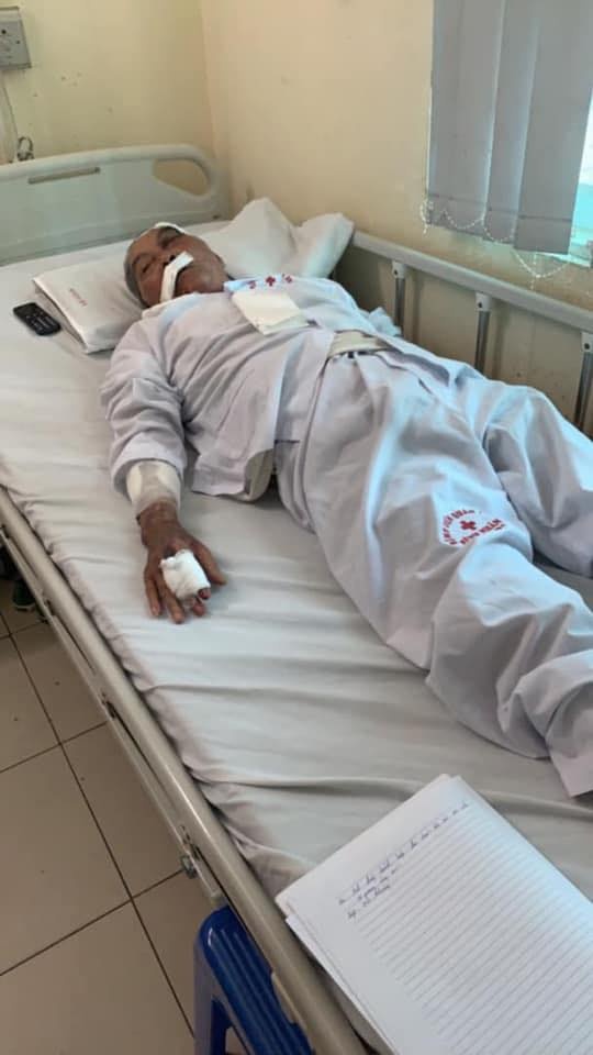 Danh cu ong 80 tuoi anh 3