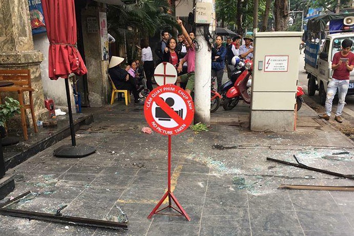 Kính rơi từ tầng cao ảnh 1 Kinh roi tu tang cao anh 1