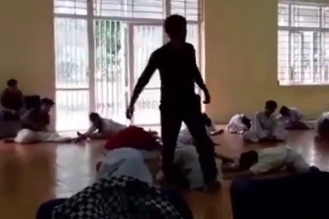 Thầy dạy võ đạp học sinh ảnh 1 Thay day vo dap hoc sinh anh 1