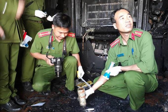 Loi khai cua me ke giet con, giau xac o vuon mia hinh anh