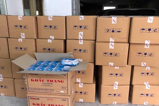 Tich thu 100.000 khau trang anh 1