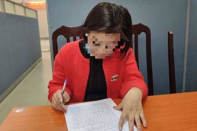 Trieu tap nguoi tung tin co gai nhiem Covid-19 du khai truong Uniqlo hinh anh
