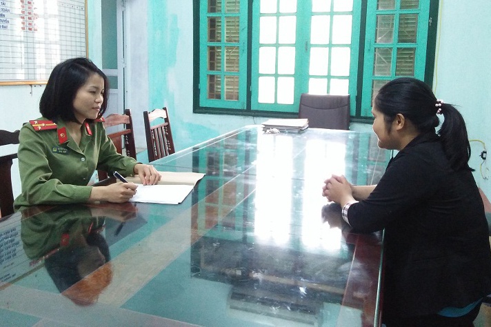 Tung tin co nguoi mac Covid-19 vi 'nghe nham loa xa' hinh anh