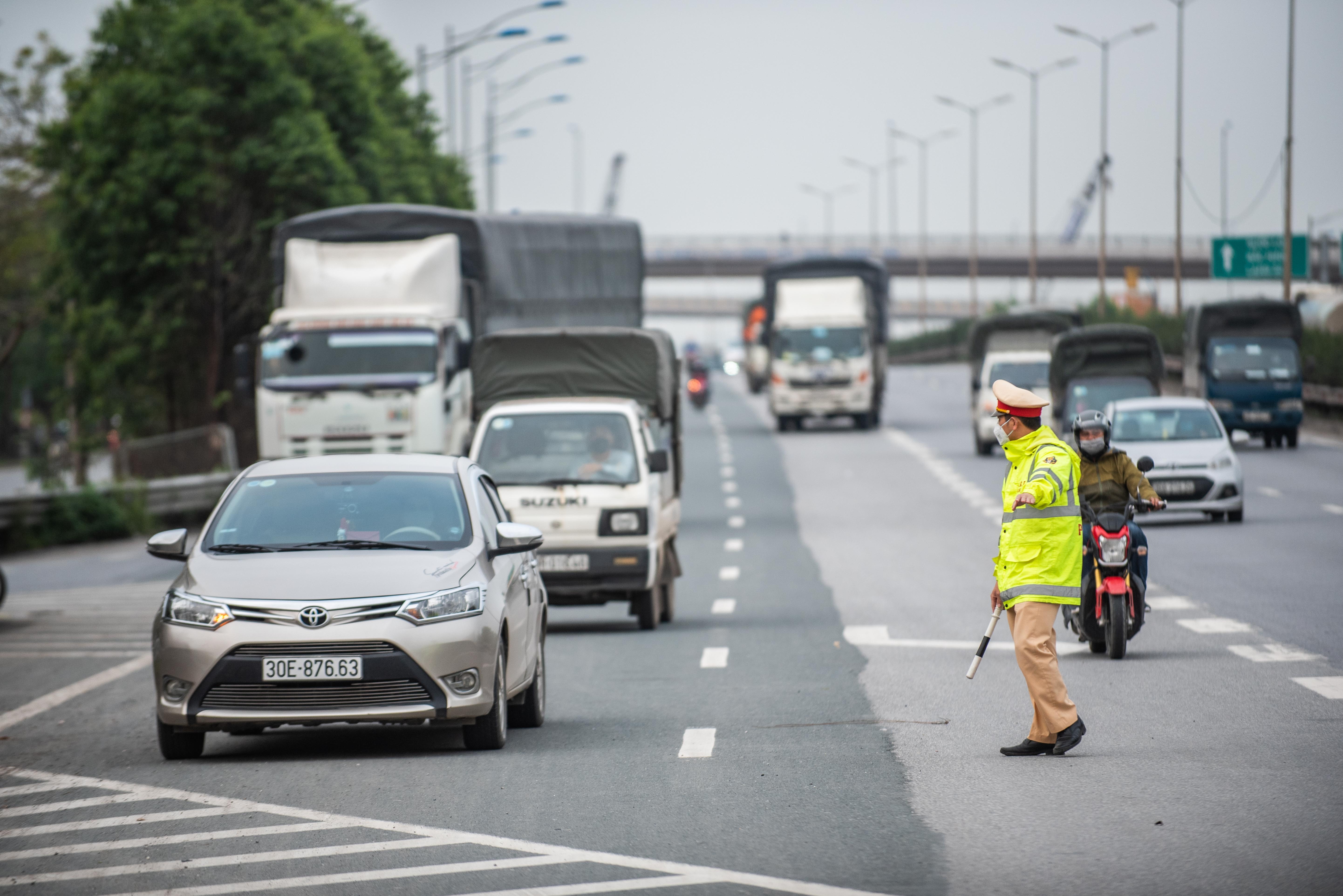 Ha Noi lap tram kiem soat y te anh 7