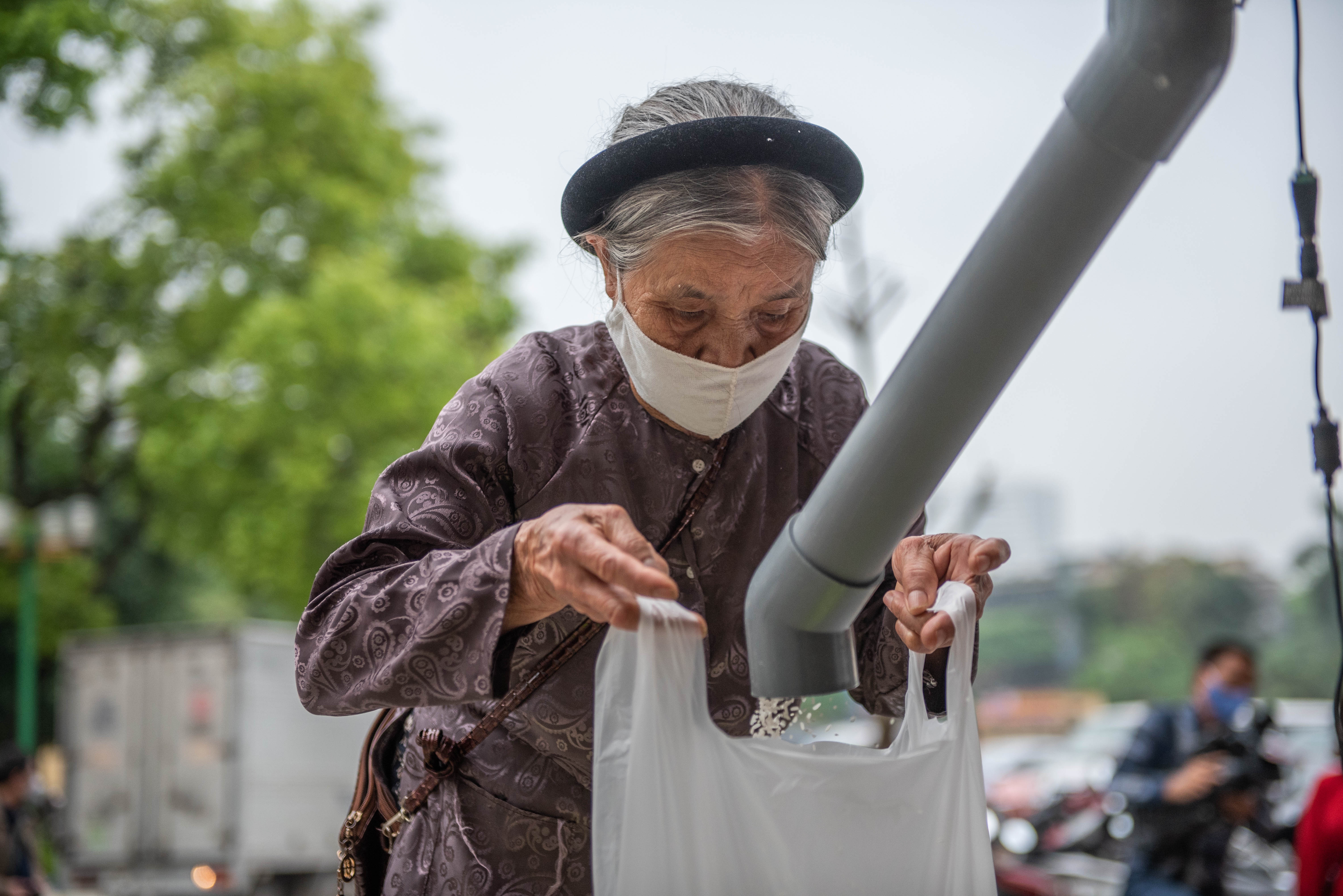Diem phat gao tu dong o Ha Noi anh 7