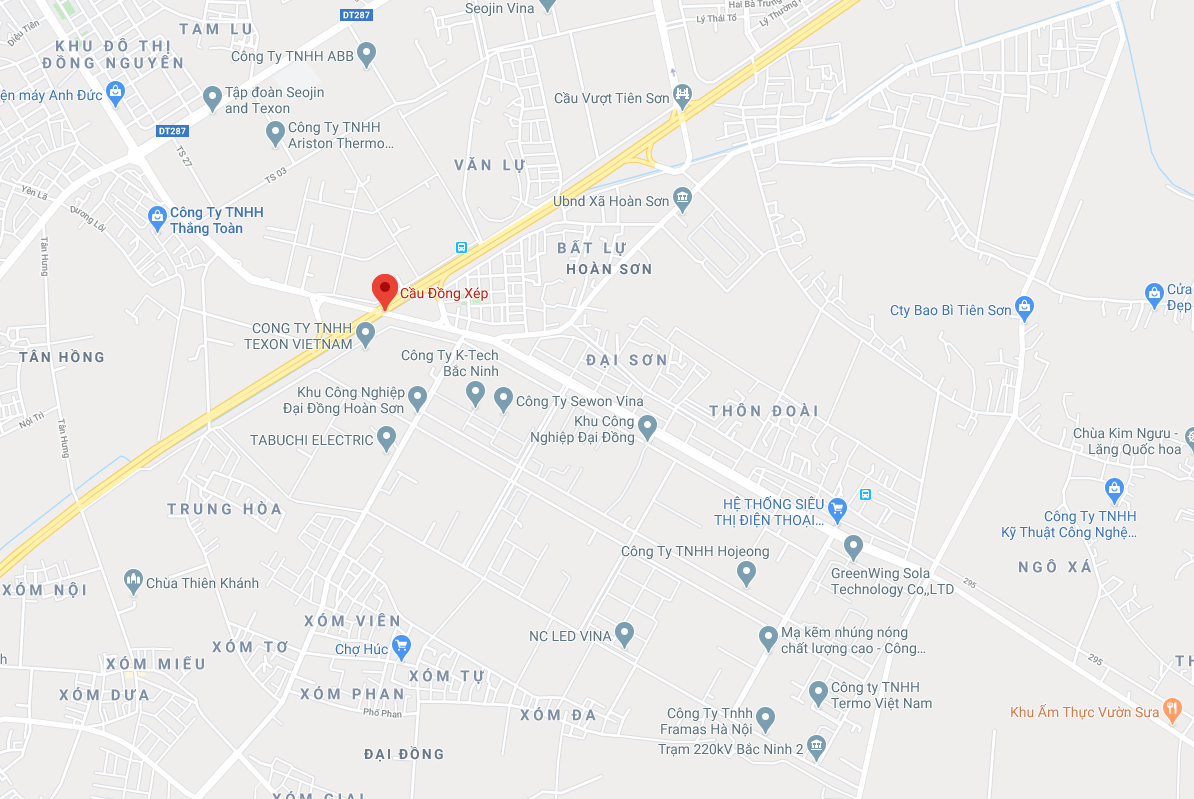 Tong xe vao cong an anh 2